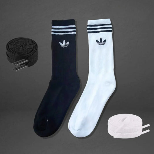 PAR DE MEDIAS Y CORDONES